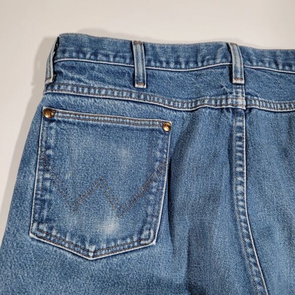Wrangler Men's Straight Jeans - Blue - Picture 6 of 14
